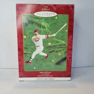 Mark McGwire Cardinals Baseball MLB Hallmark Collectors Christmas Ornament 2000
